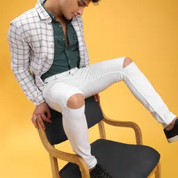 The Indian Garage Co Men White Slim Fit Mid-Rise Clean Look Stretchable Jeans-picture-19