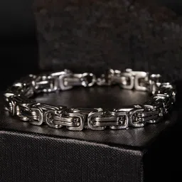 The Roadster Lifestyle Co Men Silver-Toned Handcrafted Silver-Plated Link Bracelet-picture-18