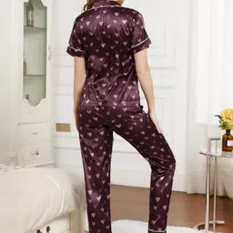 NIJANAND TEXTILE Graphic Printed Night suit image 4