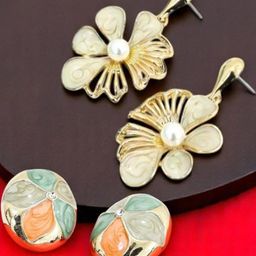 VAGHBHATT Women Multi Earrings-picture-21