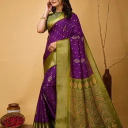Panzora Woven Design Kanjeevaram Saree With Unstitched Blouse Piece image 4