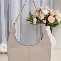 Metro Women Solid Baguette Shoulder Bag-picture-41