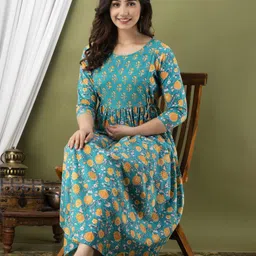 Ashvy Women Maternity Floral Printed Pleated Detail Fit & Flare Midi Dress image 3