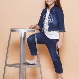Arshia Fashions Girls Printed Top with Capris image 2