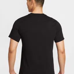 Nike Men's Running T-Shirt image 4