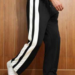 JUMPCUTS Men Mid Rise Baggy Track Pants image 4