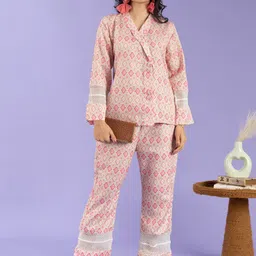 ZNKL Women Printed V-Neck Blazer With Pant Co-ords-image-9