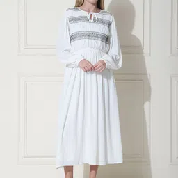 Purple State Women Tie-Up Neck Cotton Maxi Dress-picture-39