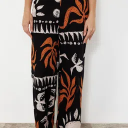 Trendyol Women Printed Trousers-picture-13
