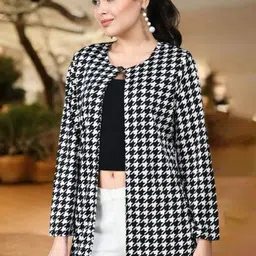 IUGA Women Checked Shrug image 5