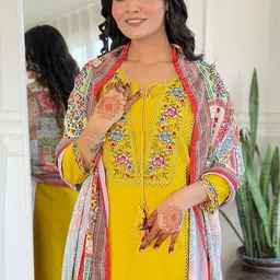 Moda Rapido Floral Yoke Design Tie-Up Neck Thread Work A-Line Kurta Trousers & Dupatta image 2