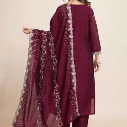 Navlik Floral Embroidered Straight Kurta With Trousers & Dupatta image 4