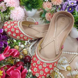 Fulkari Women Embellished Ethnic Mojaris Flats-image-64