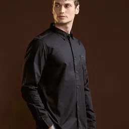 THE BEAR HOUSE Men Slim Fit Button-Down Collar Solid Cotton Formal Shirt image 3
