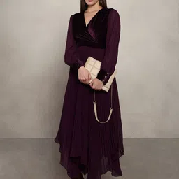 Vero Moda Women Solid Pleated Midi Dress-image-70