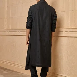 Tasva Men Ethnic Motifs Embroidered Regular Pure Cotton Kurta with Churidar & Dupatta image 2