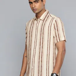 Flying Machine Slim Fit Printed Casual Shirt image 3