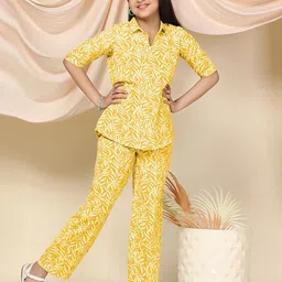YK Girls Printed Top with Trousers-image-93