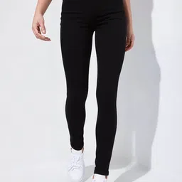 4WRD by Dressberry Women Slim Fit Low-Rise Stretchable Jeans-picture-31