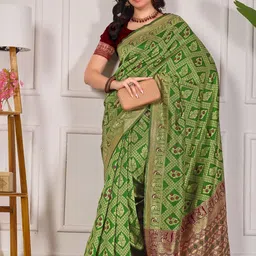 TINA FASHION Woven Design Zari Art Silk Banarasi Saree image 4