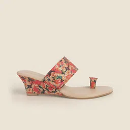 Metro Wedge Sandals image 5