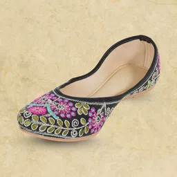Anouk Women Embellished Party Mojaris with Embroidered Flats image 3