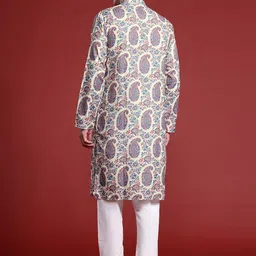 MANQ Men Paisley Printed Flared Sleeves Kurta image 4