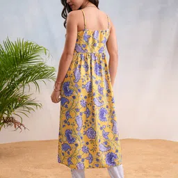 Vishudh Women Floral Printed Sequinned Kurta image 3