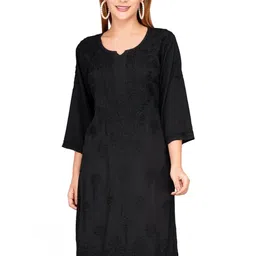 MRS RIGHT Women Embroidered Chikankari Kurta-picture-36