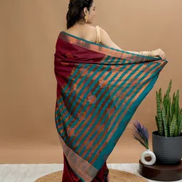 HELLA FASHIONS Ethnic Motifs Zari Saree With Unstitched Blouse Piece image 5