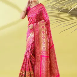 VILLAGIUS Ethnic Motif Woven Design Zari Kanjeevaram Saree-image-69
