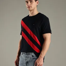 Tommy Hilfiger U S Striped Round Neck Pure Cotton T-Shirt image 5