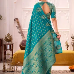 MADHAVPRIYA Ethnic Motifs Woven Design Zari Banarasi Saree With Blouse Piece image 2