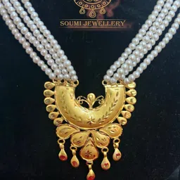 Soumi Store Gold-Toned Copper Jewellery Set image 3