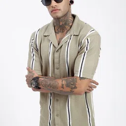 SHOWOFFFF Men Comfort Striped Casual Shirt-picture-18