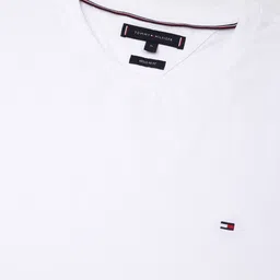 Tommy Hilfiger Men Solid Essential Cotton T-shirt image 2