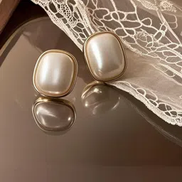 DressBerry Gold Alloy Earrings-picture-25