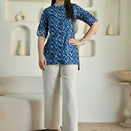 KALINI Indigo Printed Ethnic Tunic image 3