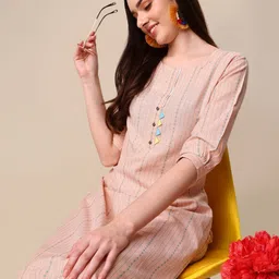 DIVASTRI Ethnic Motifs Striped Round Neck Straight Kurta With Trousers-picture-10