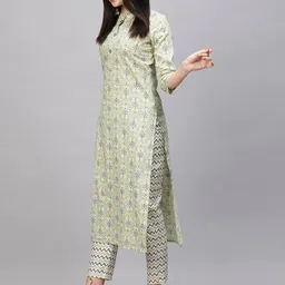 DIVASTRI Floral Printed Mandarin Collar Straight Kurta With Trousers image 5