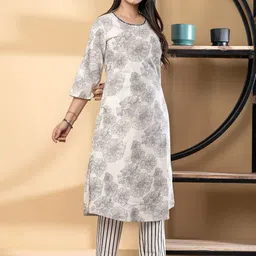 Readiprint Women Floral Printed Kurta with Trousers image 2