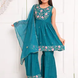 CurlyTales Girls Floral Embroidered Kurta with Sharara & Dupatta-picture-19