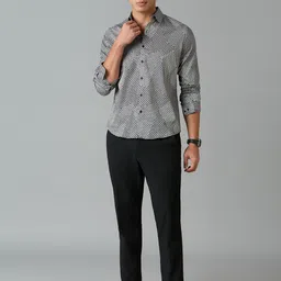 MARK & ALBERT Men India Slim Fit Geometric Printed Spread Collar Cotton Casual Shirt image 5