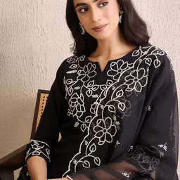 Indo Era Women Floral Embroidered Regular Thread Work Kurta with Trousers & With Dupatta image 5