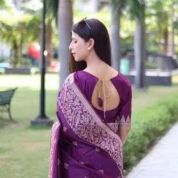 Mitera Purple Ethnic Motifs Woven Design Zari Saree image 3