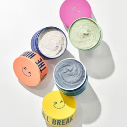 Dear Doer Dazzling Radiant Body Scrub with Grapeseed & Niacinamide - 300 ml image 2