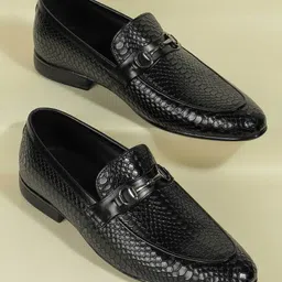 Metro Men Leather Formal Loafers Shoes-image-29