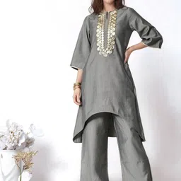 HERE&NOW Geometric Yoke Design Notch Neck Sequinned A-Line Kurta With Palazzos-picture-16