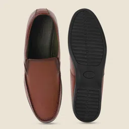 Metro Men Leather Formal Slip-Ons image 4