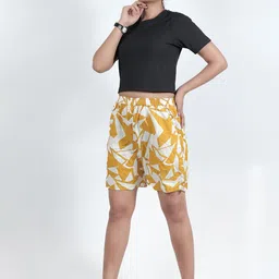GAB Women Printed High-Rise Shorts image 4